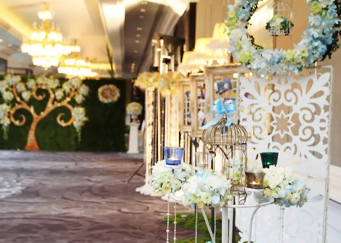Centara Grand At Plaza Ladprao Hotel 5*