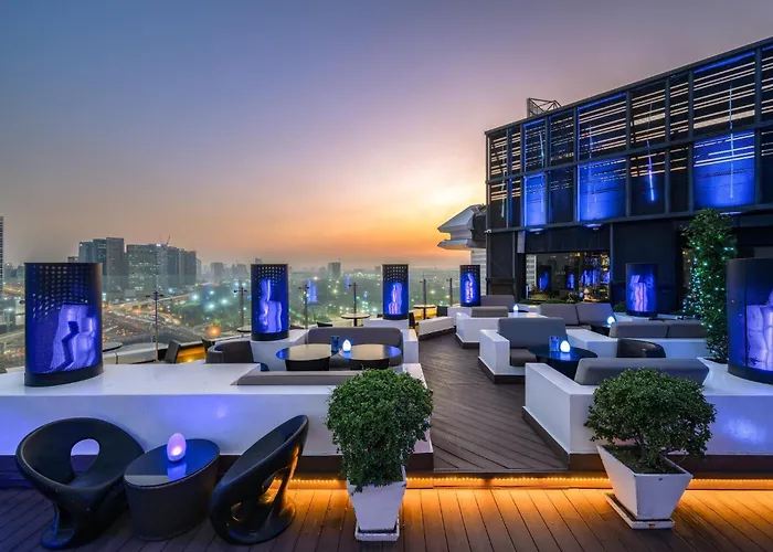 Centara Grand At Plaza Ladprao 5*