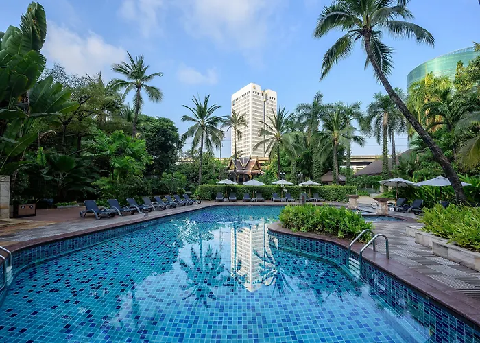 Centara Grand At Plaza Ladprao 5*