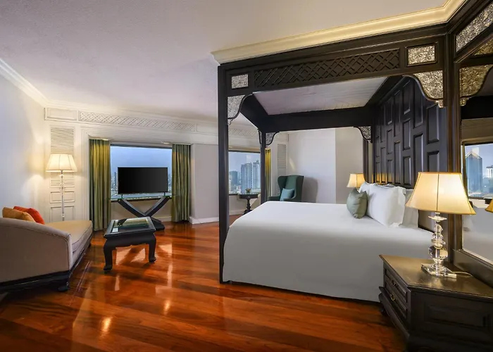 Hotel Centara Grand At Plaza Ladprao 5*